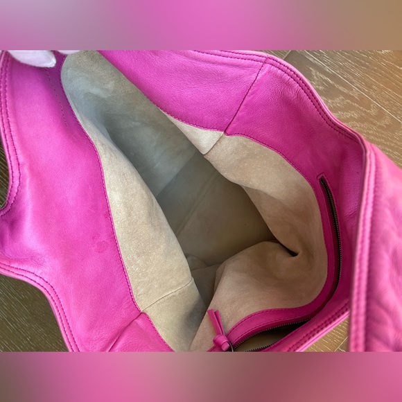 Bottega Veneta Intrecciato Hot Pink Buttery Soft Leather Tote Bag - Picture 4 of 15